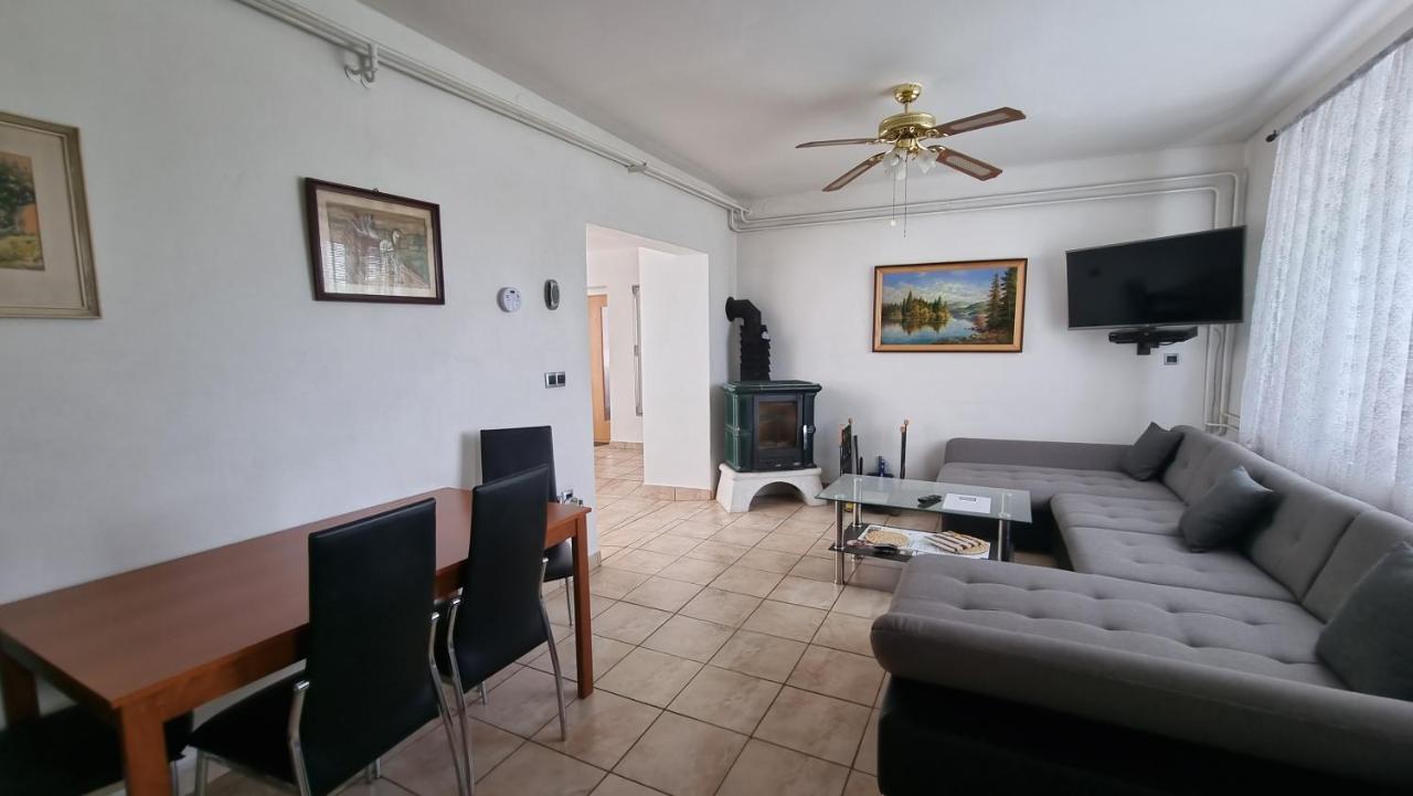 Apartman Modre Z Nebe Nemcicky  Экстерьер фото